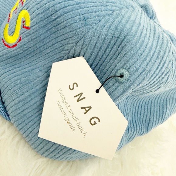 Après Blue Corduroy Cap with Colorful Embroidery - Picture 3 of 3
